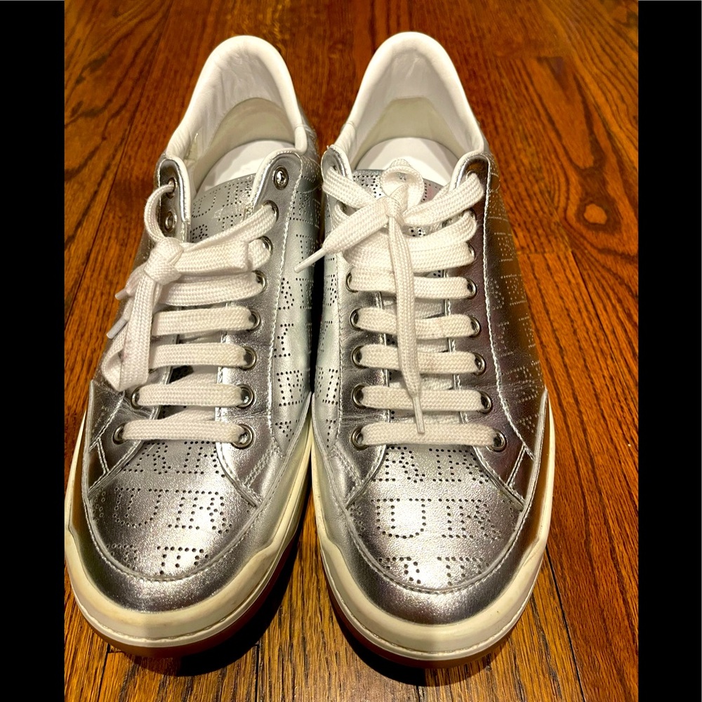 Burberry leather sneakers in great condition! - Picture 2 of 7